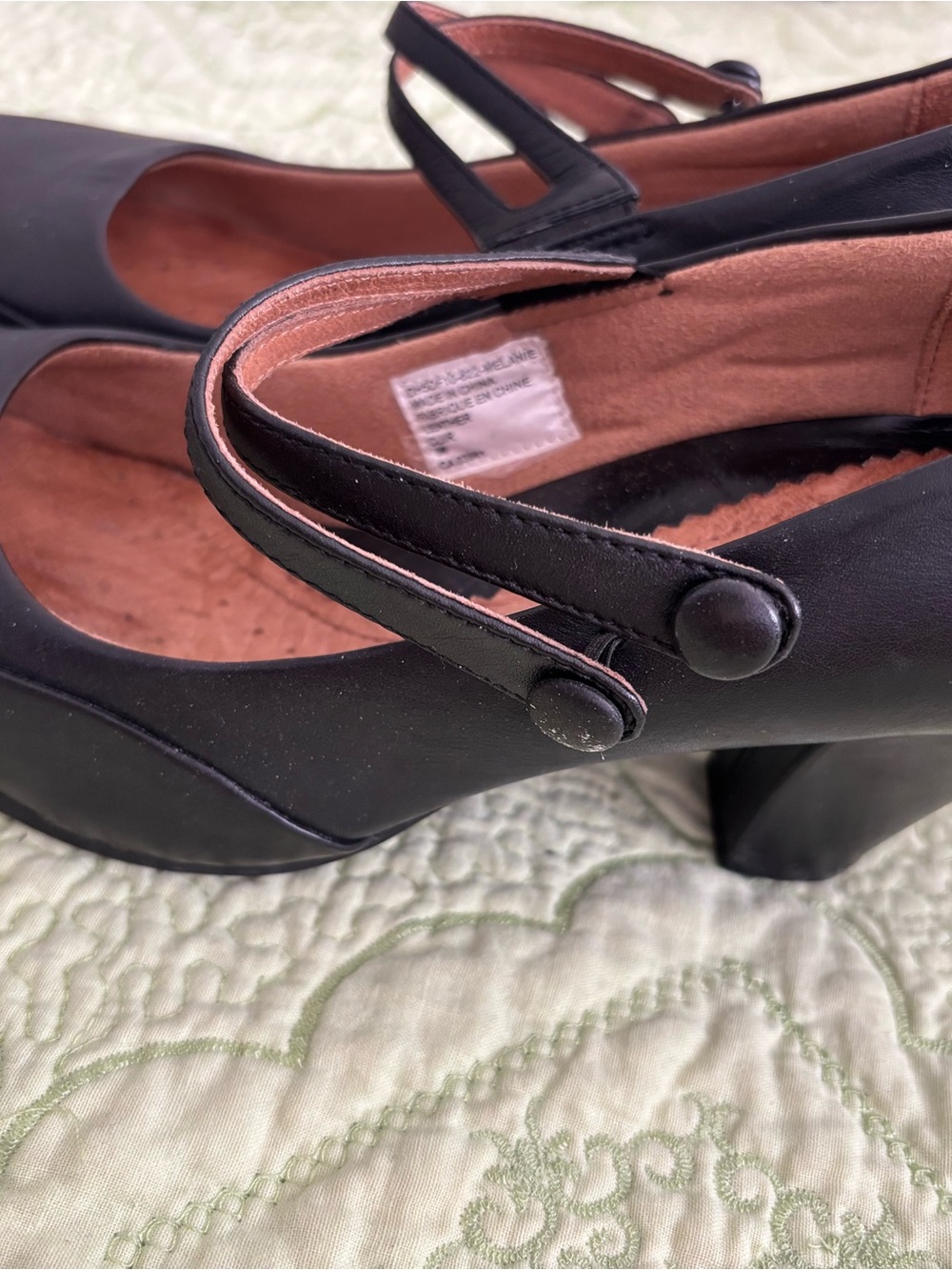 Denver Hayes Black Mary Jane Button-Strap Heels